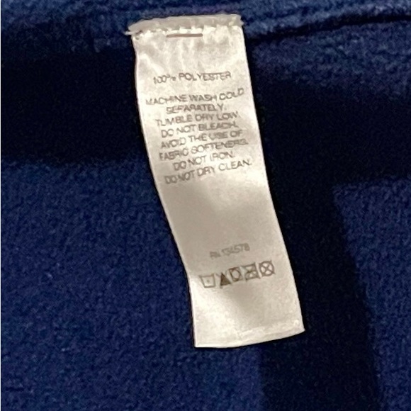 Vineyard Vines Fleece Vest - Picture 9 of 9